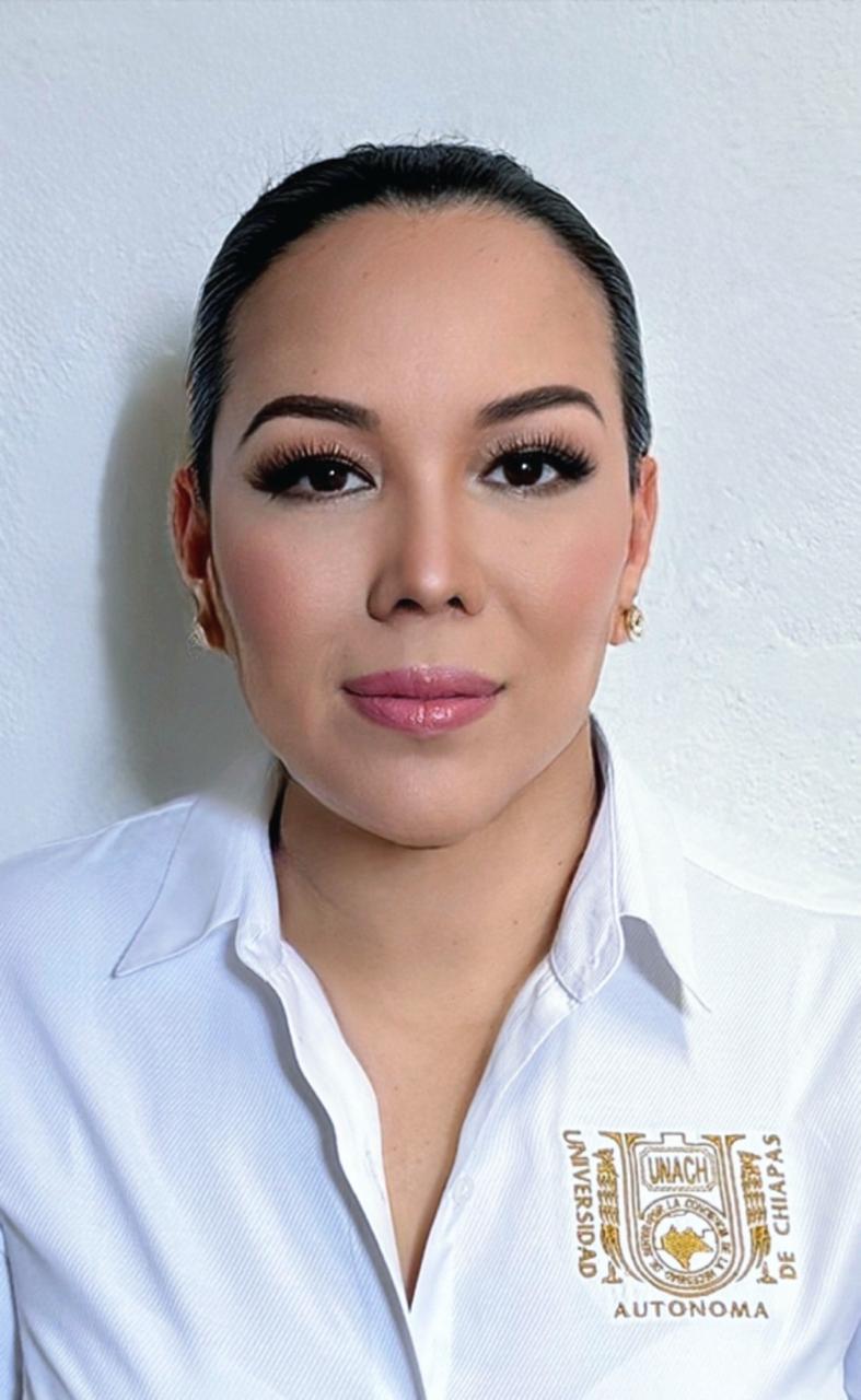 Dra. Fanny Carmina Lee Faviel